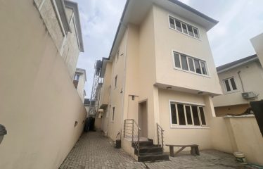 Newly Built 5-Bedroom Detached House