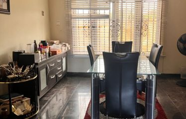 6 Bedroom detached house with 3 rooms Bq with swimming pool on a land size of 900sqm