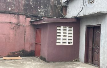 2 bay warehouse with office block