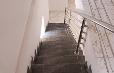 Newly built 5 Bedroom detached house with a room BQ