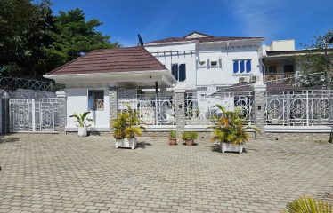 5 Bedroom Semi-Detached Duplex