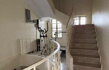 WATERFRONT 4 BEDROOM SEMI DETACHED HOUSE