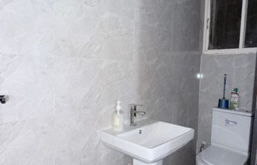 WATERFRONT 4 BEDROOM SEMI DETACHED HOUSE