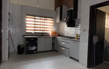 WATERFRONT 4 BEDROOM SEMI DETACHED HOUSE