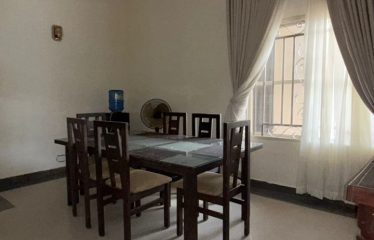 WATERFRONT 4 BEDROOM SEMI DETACHED HOUSE