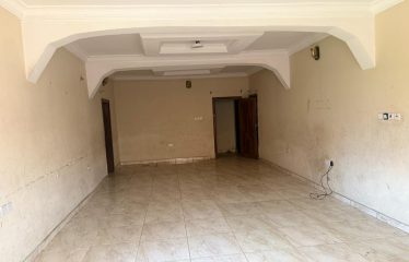 3 bedroom flat on the ground floor