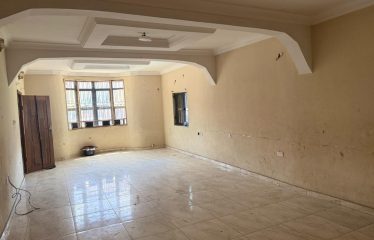 3 bedroom flat on the ground floor