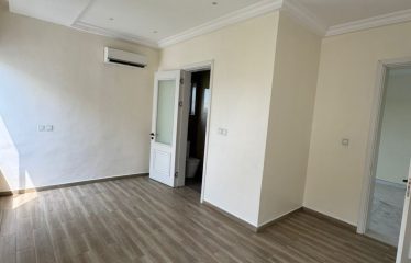 5bedroom semi detached house with boy’s quarter