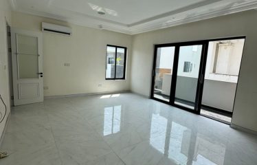 5bedroom semi detached house with boy’s quarter