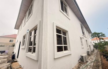 5 Bedroom Detached house