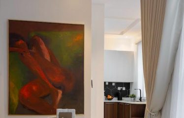 A well furnished 2 Bedroom Apartment