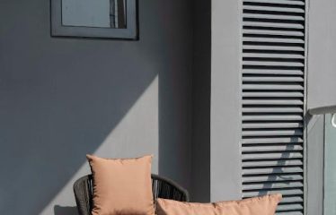 A well furnished 2 Bedroom Apartment