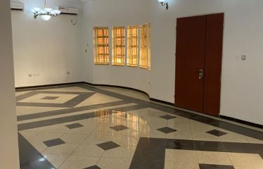 4 Bedroom flat
