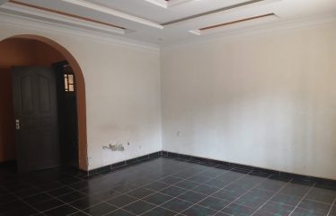 4 Bedroom flat for sale